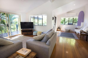 Byron Bay Accom - Wategos Beach House 1/34 Brownell Drive